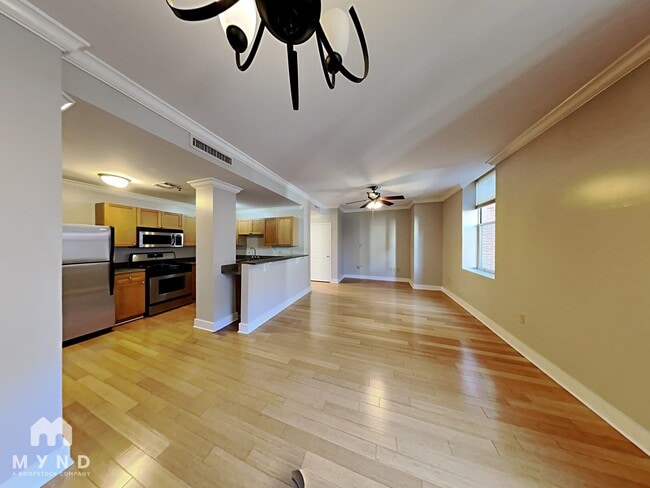 985 Ponce De Leon Ave NE in Atlanta, GA - Building Photo - Building Photo