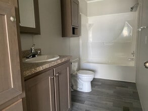 194 Birch in Highland, MI - Building Photo - Building Photo