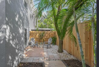243 S Brevard Ave in Cocoa Beach, FL - Building Photo - Building Photo