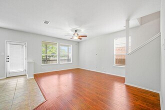 12143 Dawson Cir in San Antonio, TX - Building Photo - Building Photo