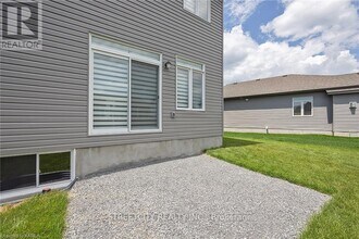 741 Riverview Wy. in Kingston, ON - Building Photo - Building Photo