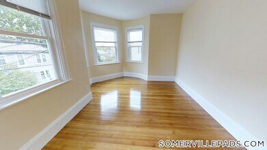 48-50 Lowell St., Unit 2 in Somerville, MA - Building Photo - Building Photo