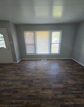 5901 E 43rd St in Indianapolis, IN - Building Photo - Building Photo