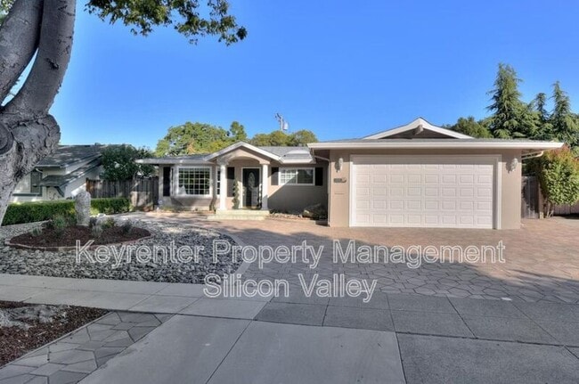 1534 Constanso Way in San Jose, CA - Foto de edificio - Building Photo