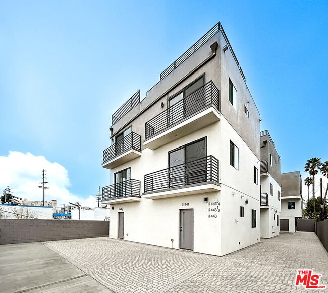 property at 11443 Hatteras St