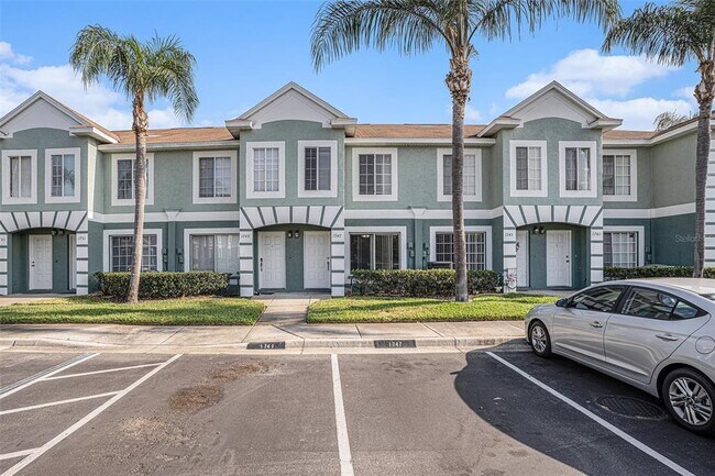 1747 Fluorshire Dr in Brandon, FL - Building Photo - Building Photo