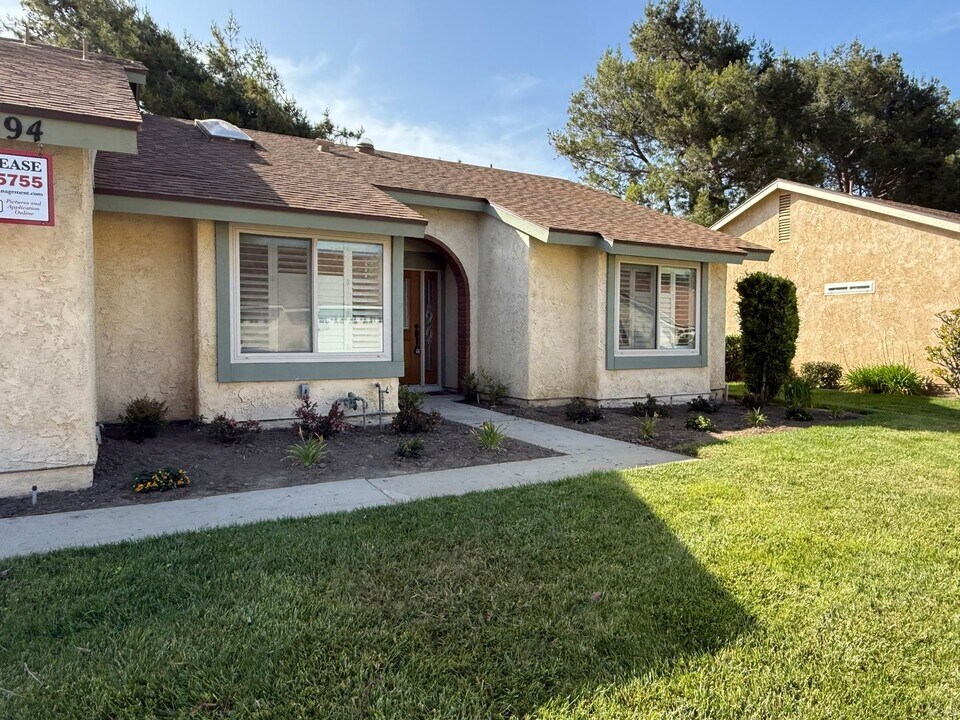 20194 Village 20 in Camarillo, CA - Building Photo