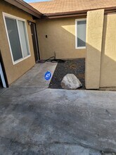 4513 Country Wood Ln in Bakersfield, CA - Building Photo - Building Photo