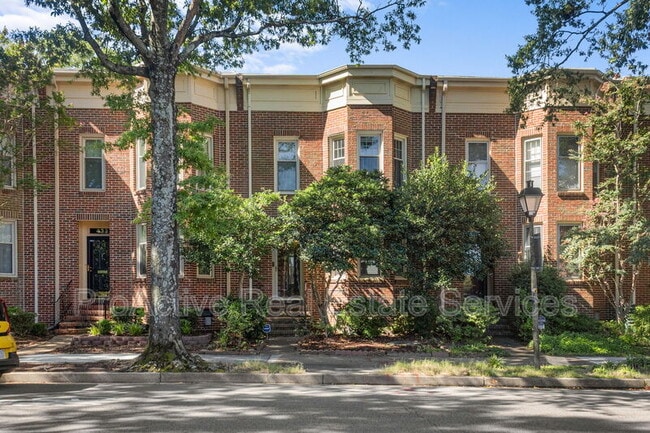 property at 435 W Princess Anne Rd