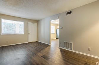 Waldorf Creek Apartments in Forest Park, GA - Building Photo - Building Photo