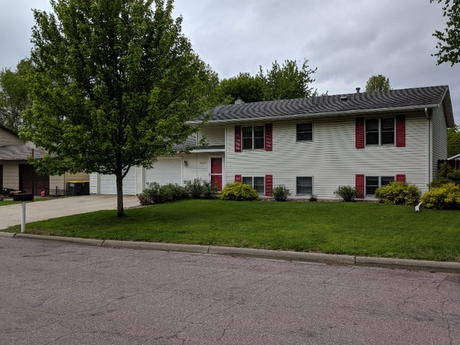 property at 1747 Riggs Rd