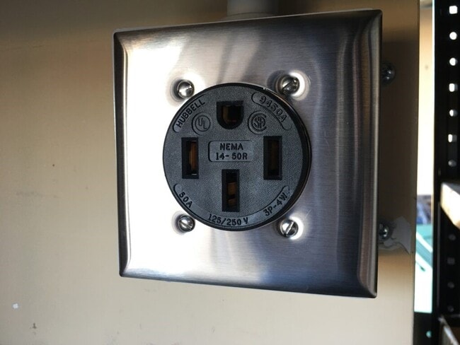 8411 Hunters Cliff Dr in Baytown, TX - Building Photo - Building Photo