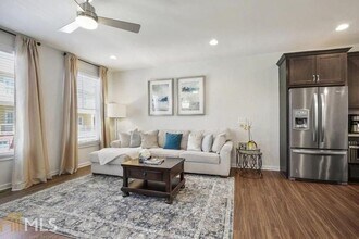 760 Winton Way in Atlanta, GA - Building Photo - Building Photo