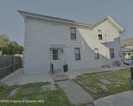107 S Sumner Ave in Scranton, PA - Building Photo - Building Photo