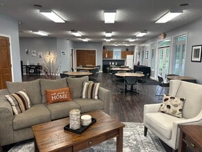 Woods Edge in West Lafayette, IN - Building Photo - Building Photo