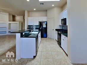 10477 S Cutting Horse Dr in Vail, AZ - Building Photo - Building Photo
