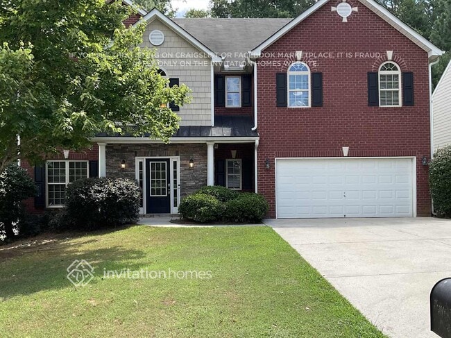 property at 3570 Falling Leaf Ln