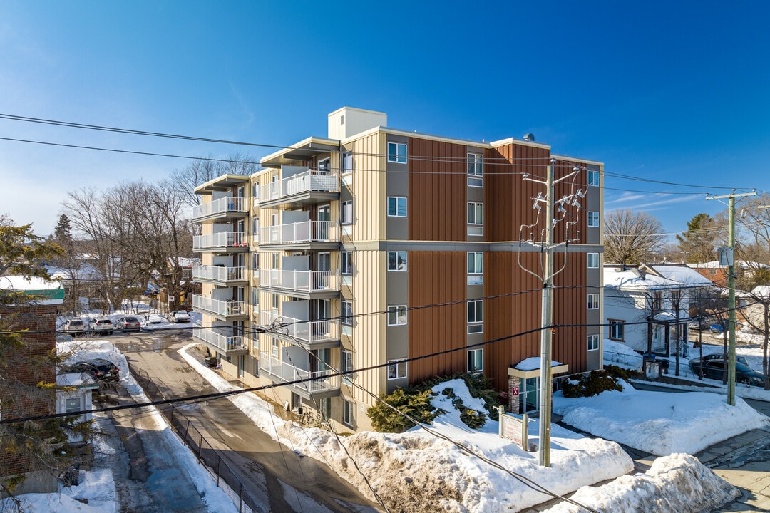 145 Archambault Rue in Gatineau, QC - Building Photo