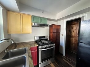 420 Corbett St in Carson City, NV - Building Photo - Building Photo