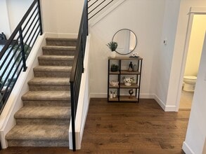 2214 115th Dr SE in Lake Stevens, WA - Foto de edificio - Building Photo