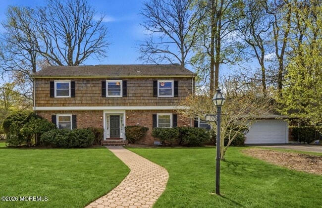 property at 600 N Edgemere Dr