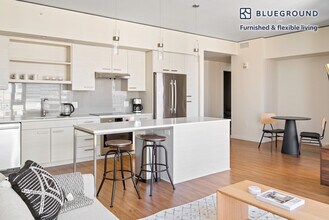 1430 2nd Ave-Unit -FL13-ID404 in Seattle, WA - Foto de edificio - Building Photo