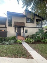 2191 Bayberry Dr in Pembroke Pines, FL - Building Photo