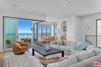 505 Bayview Dr in Manhattan Beach, CA - Building Photo - Building Photo