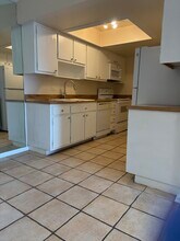 5169 Vineland Rd in Orlando, FL - Building Photo - Building Photo