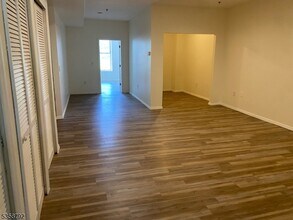 5 Broad St in Elizabeth, NJ - Building Photo - Building Photo