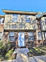 (RCH-36) 1220 North Street in Decatur, AL - Building Photo