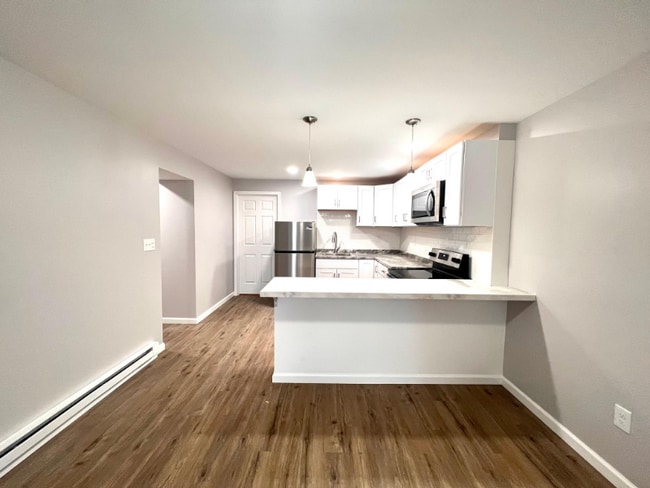 64 1/2 N Sherman St in Wilkes-Barre, PA - Building Photo - Building Photo