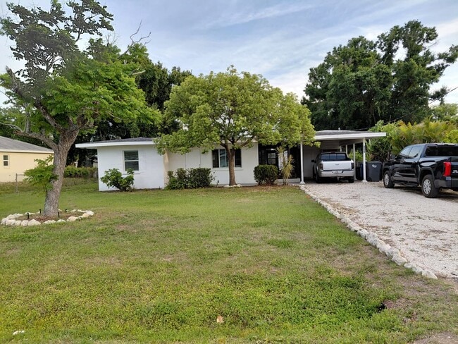 property at 1003 39th Ave W