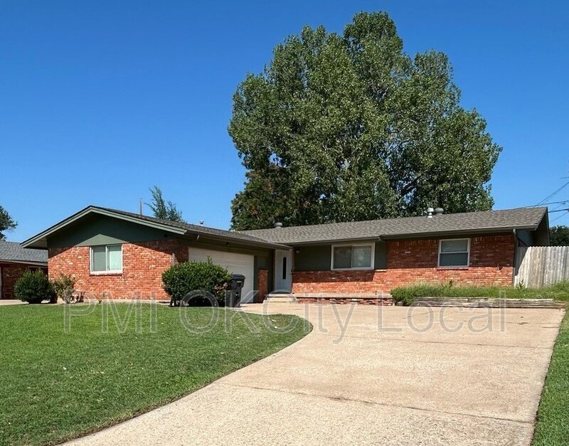 3708 N Eagle Ln in Bethany, OK - Building Photo