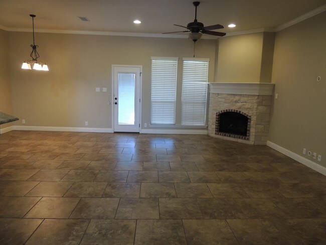 3221 Marksburg Ave in Odessa, TX - Building Photo - Building Photo