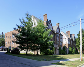 Barclay Apartments in Cleveland Heights, OH - Building Photo - Building Photo