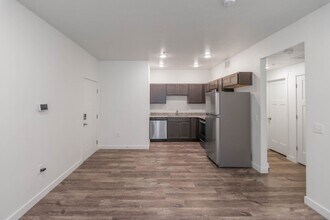 7319 W Louden Grove Dr in Magna, UT - Building Photo - Building Photo