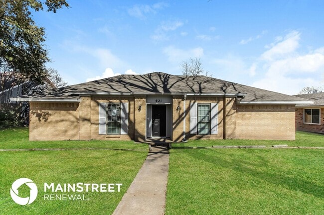 property at 621 Granada Dr
