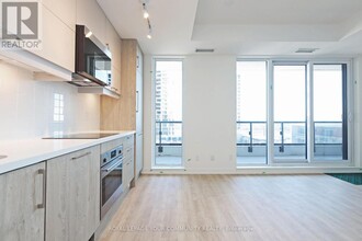 8119-A8119 Birchmount Rd in Markham, ON - Building Photo - Building Photo