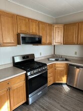 19 S 24th St, Unit 1st Floor in Camp Hill, PA - Building Photo - Building Photo