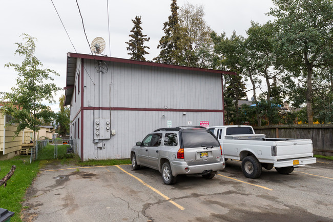 532 N Klevin St in Anchorage, AK - Building Photo - Building Photo