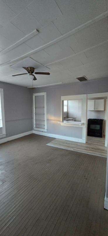 501 W 7th St in Sedalia, MO - Foto de edificio - Building Photo