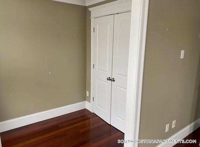 632 E Broadway, Unit 4 in Boston, MA - Building Photo - Building Photo