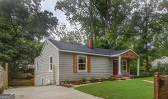 686 Center Hill Ave NW in Atlanta, GA - Building Photo