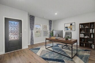 2344 Bellatrix Dr in Haslet, TX - Foto de edificio - Building Photo