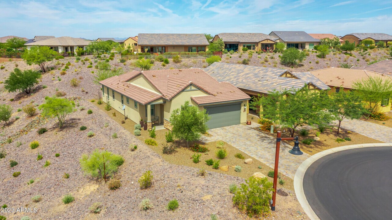 3710 Goldmine Cyn Wy in Wickenburg, AZ - Building Photo