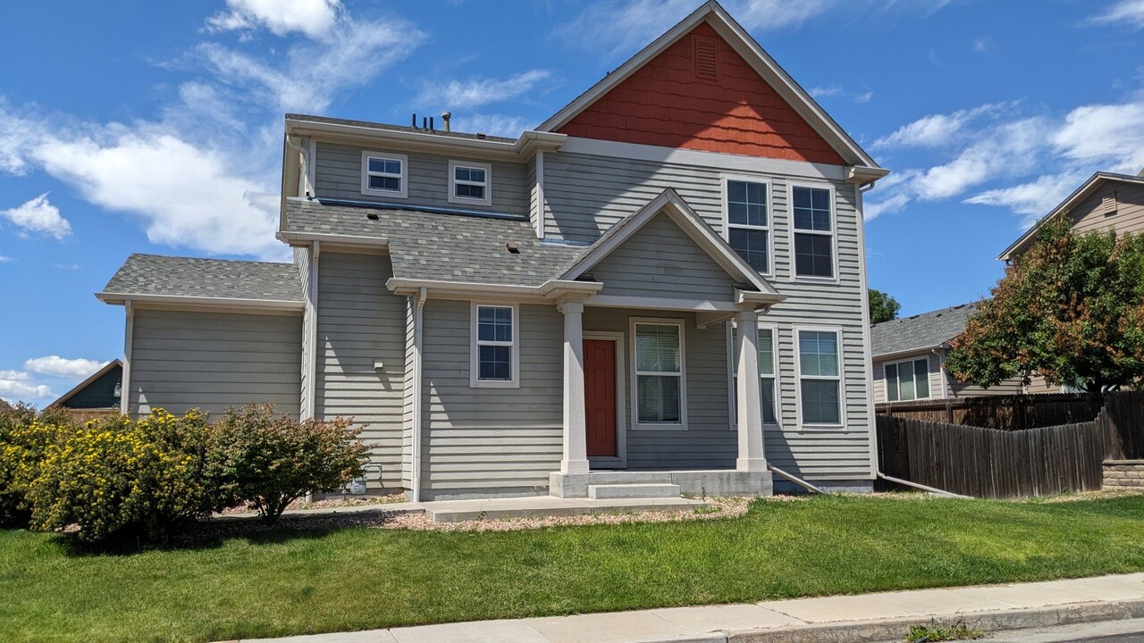 11842 Asplund Grove in Peyton, CO - Building Photo