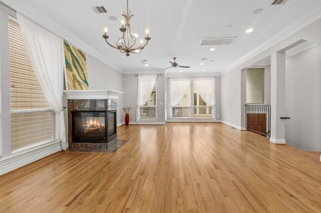 property at 5518 Crooms St