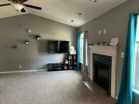 209 Luke Ct in Kokomo, IN - Building Photo