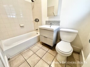 324 E Esther St, Unit 7 in Long Beach, CA - Foto de edificio - Building Photo